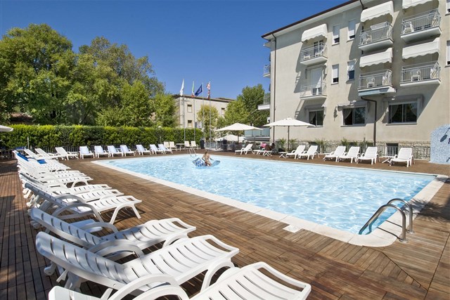 Hotel ST. MORITZ - 