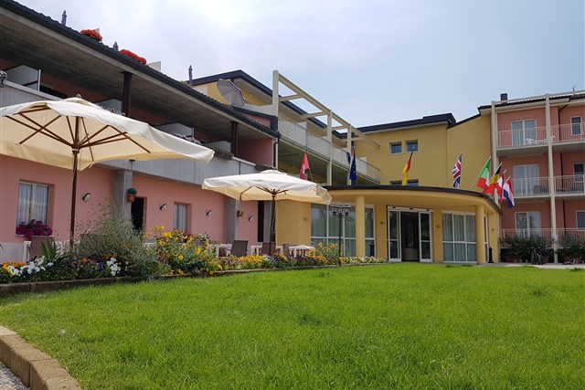 Hotel BELLA LAZISE - 